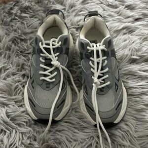 Steve Madden Gray and White Sneakers
